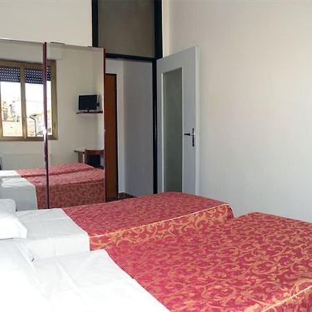 Hotel Virgilio Mediolan Zewnętrze zdjęcie