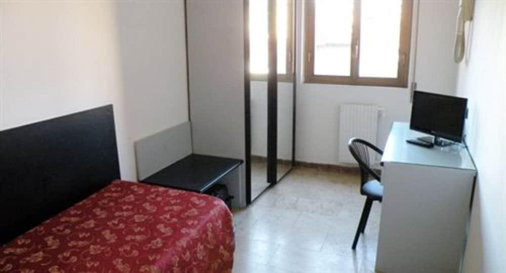 Hotel Virgilio Mediolan Zewnętrze zdjęcie