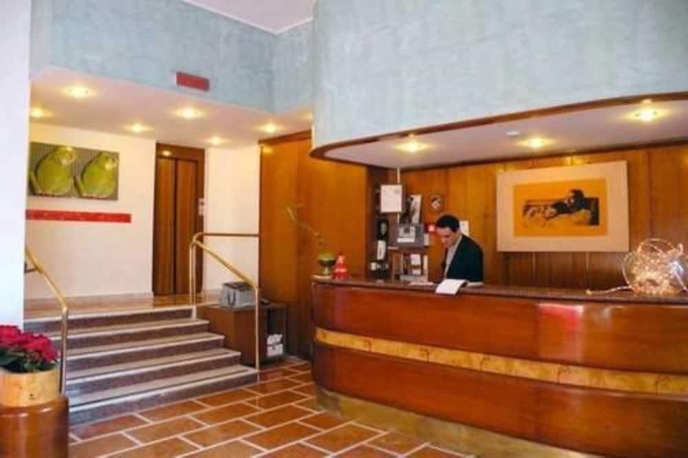 Hotel Virgilio Mediolan Zewnętrze zdjęcie