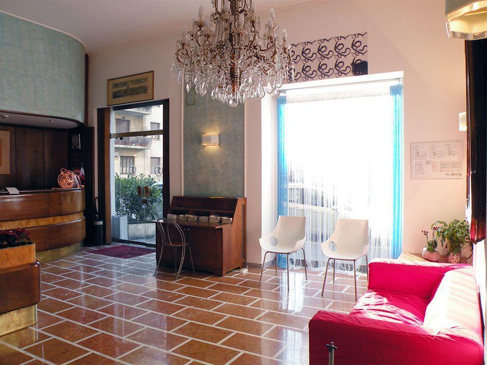 Hotel Virgilio Mediolan Zewnętrze zdjęcie