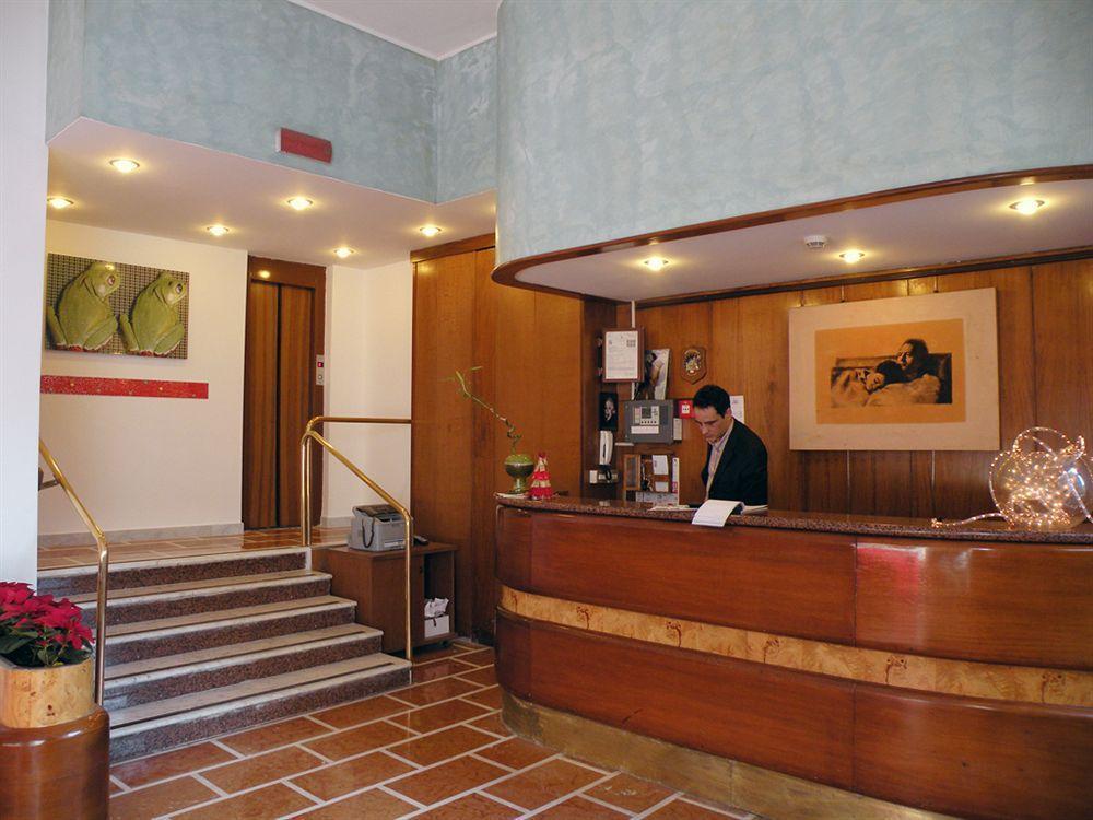 Hotel Virgilio Mediolan Zewnętrze zdjęcie
